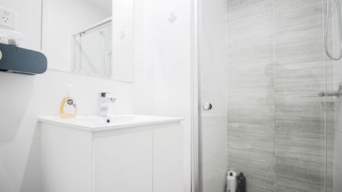 Cozy Apartments Near Burwood Train Station - Tourism Brisbane 2