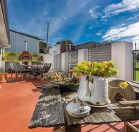 Cradle at Casa Blanca Country Retreat - Tourism Brisbane