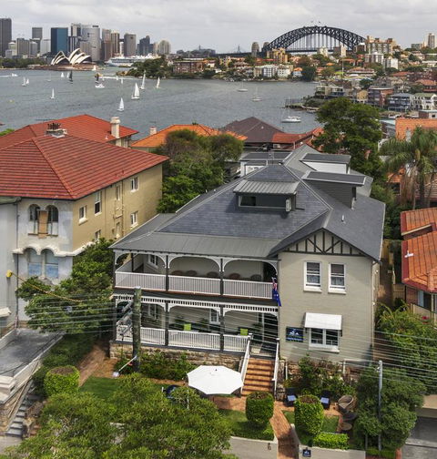 Cremorne Point Manor - Brisbane Tourism 3