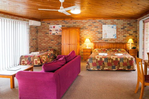 Crescent Head Resort & Conference Centre - Brisbane Tourism 3