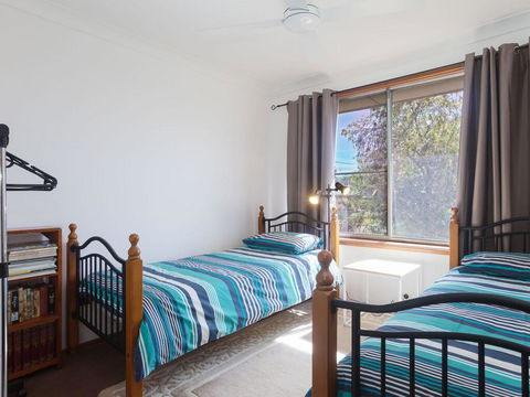 Dalwood', 1/43 Soldiers Point Road - Top Floor And Perfect For Small Boat Parking - Tourism Brisbane 1