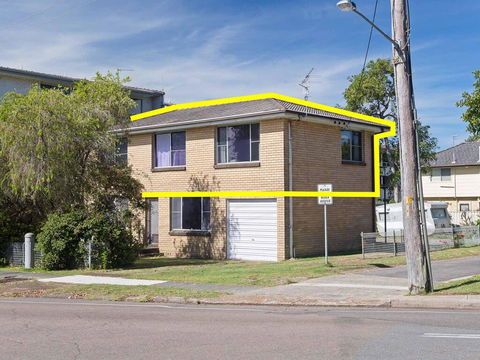 Dalwood', 1/43 Soldiers Point Road - Top Floor And Perfect For Small Boat Parking - Tourism Brisbane 0