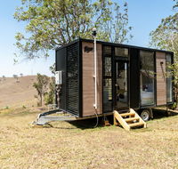 Dam It Getaway Tiny House - Tourism Brisbane