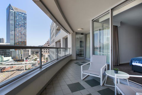 Darling Harbour Apartment With Parking, Views Pool - Tourism Brisbane 3