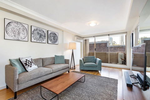 Darlinghurst Self-Contained Modern One Bedroom Apartment (21 CRN) - Tourism Brisbane 0