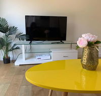 Delicate and Cozy Bedroom in Bentleigh East - Tourism Brisbane
