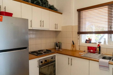 Delightful 3 Bedroom Apartment Near Chapel Street In St Kilda - Brisbane Tourism 2