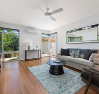 Deluxe Unit with Pool Parking and Gym near Beaches - Tourism Brisbane