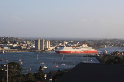 DevonPORT VIEWS!!! - Brisbane Tourism 0
