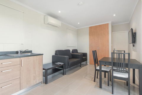 Discovery Parks - Onslow - Tourism Brisbane 1