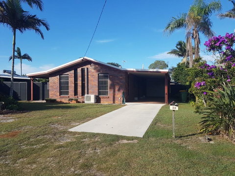 Dog Friendly Holiday House At Red Beach - Brisbane Tourism 0