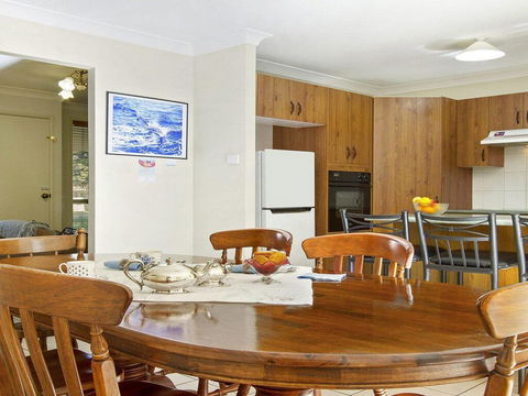 Dolphin Cottage - In The Heart Of Callala Beach - Tourism Brisbane 2