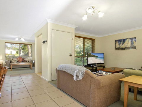 Dolphin Cottage - In The Heart Of Callala Beach - Tourism Brisbane 1