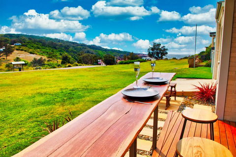 Dolphin Studio Apartment, 1a Ocean Street - Tourism Brisbane 2