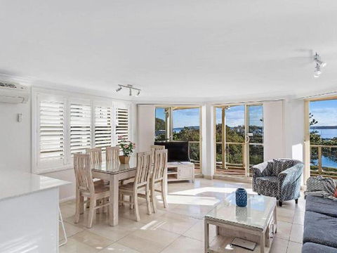 Dolphin Watch@Nelson Bay - Tourism Brisbane 0