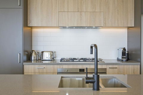 Dune Beachfront Apartments - Brisbane Tourism 2