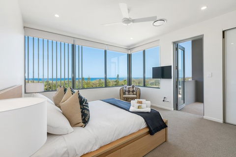 Dune Beachfront Apartments - Brisbane Tourism 0