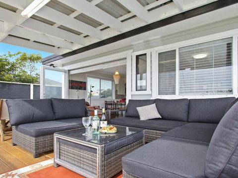 Dunkarein - 600m To Bosom Beach - Tourism Brisbane 0