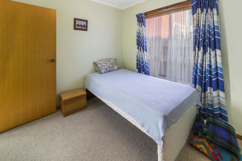 Eagle Point Getaway - Waterfront Serenity! - Tourism Brisbane 1