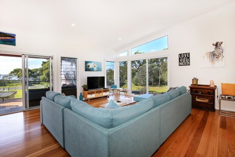 Eagleview - Pet Friendly - 4 Min Walk To Beach - Brisbane Tourism 0