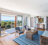 Easy Living at 14 Daphne Street - Brisbane Tourism