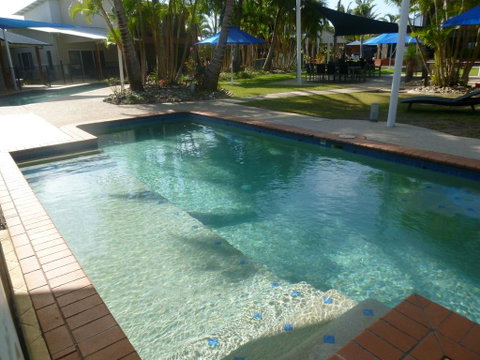 Edges 37 Beach Villa - Tourism Brisbane 3