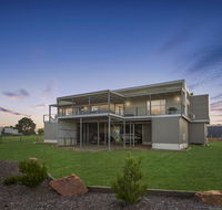 Elevation - Waterviews in Newlands Arm - Tourism Brisbane
