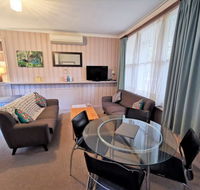 Elm Lodge Bright - Brisbane Tourism