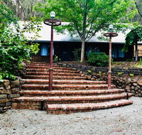 Emerald Star Cottages - Tourism Brisbane