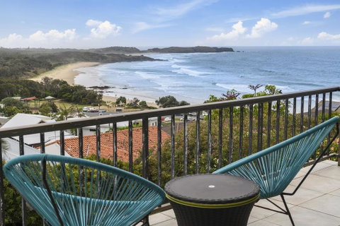 Emerald Views - Tourism Brisbane 0