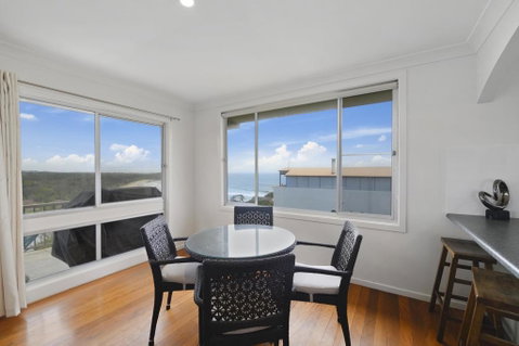 Emerald Views - Tourism Brisbane 3