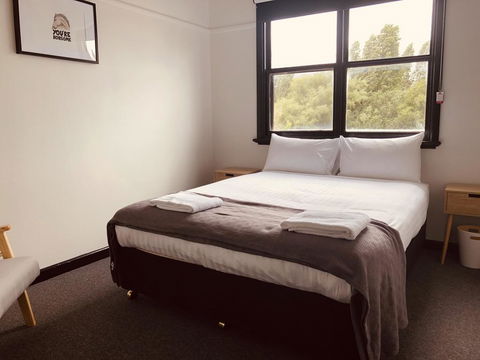Empire Hotel Beechworth - Tourism Brisbane 2