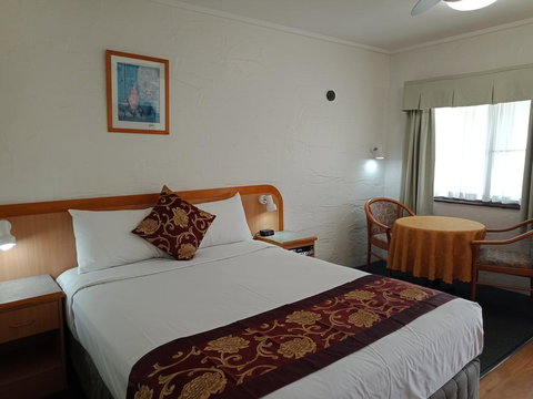 Espana Motel - Tourism Brisbane 0
