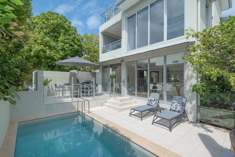 Fabulous 3 Bedroom Noosa Townhouse - Brisbane 4u 1