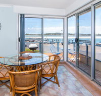 Fairholme 8 Perfect Lakefront Position - Brisbane Tourism