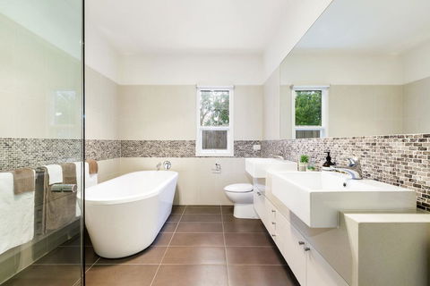 FAIRSEA RETREAT - RYE - Brisbane 4u 2