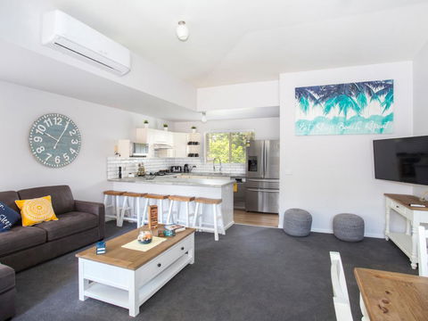 Fairway Haven Getaway - Tourism Brisbane 0