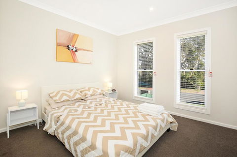 Fairways - 10 Mins To Hyams Beach - Tourism Brisbane 3