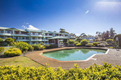 Fathoms 14 - Mollymook - Tourism Brisbane 0