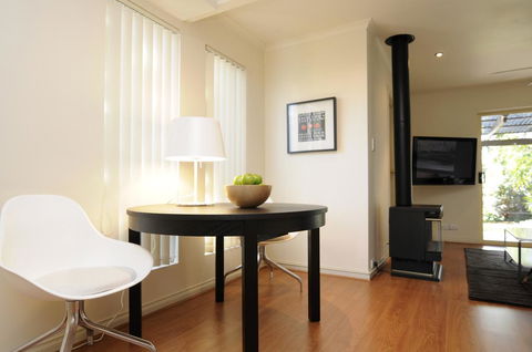 Feathers Serviced Townhouse - Brisbane Tourism 2