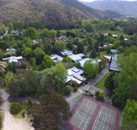 Feathertop Chalet - Brisbane Tourism