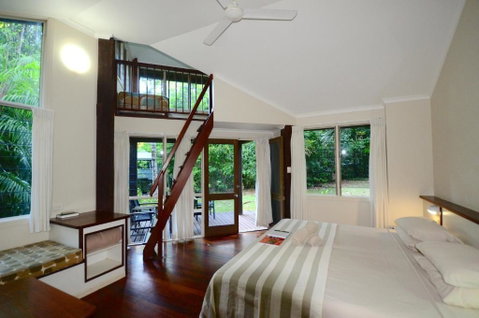 Ferntree Rainforest Lodge - Brisbane Tourism 3