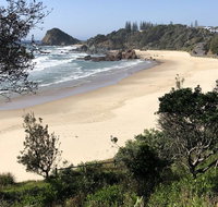 Fi's relaxing Beach House - Brisbane Tourism