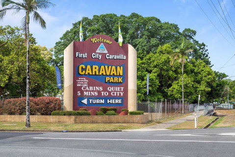 First City Caravilla - Tourism Brisbane 0
