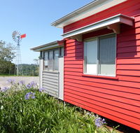 Flame Hill Vineyard - Tourism Brisbane