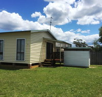 Flat 2 42 McMillan Rd - Tourism Brisbane