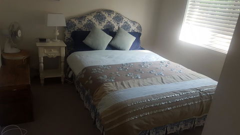 Flat In Heart Of Griffith - Brisbane Tourism 1