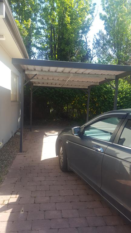Flat In Heart Of Griffith - Brisbane Tourism 0
