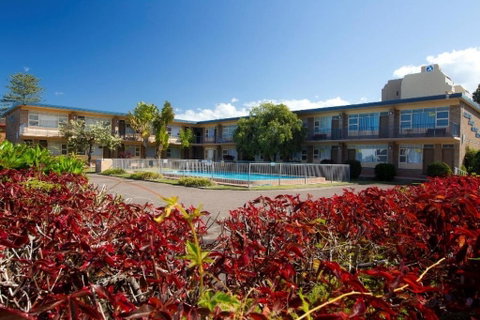 Forster Lodge 6, Cnr Wallis & West Street, Forster - Brisbane Tourism 0