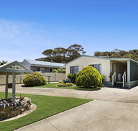 Four Sisters - beachside holiday - Tourism Brisbane